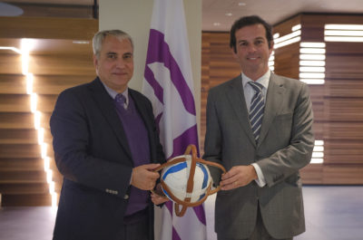 Horseball - FEI President Ingmar De Vos (left) receives horseball from FIHB President Frederico Cannas (right) to commemorate the signing of the MOU at FEI Headquarters in Lausanne (SUI) today. (FEI)