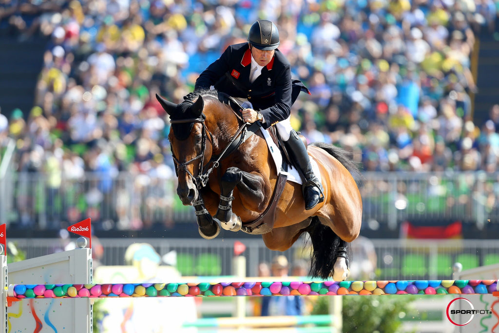 Nick Skelton and Big Star jumping at the Olympics
