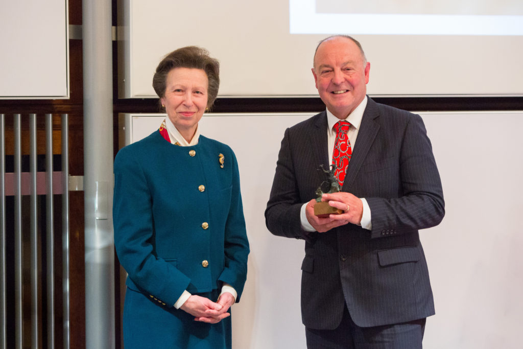 Dr Simon Curtis receiving the Sir Colin Spedding Award, presented by HRH The Princess Royal, President of the National Equine Forum