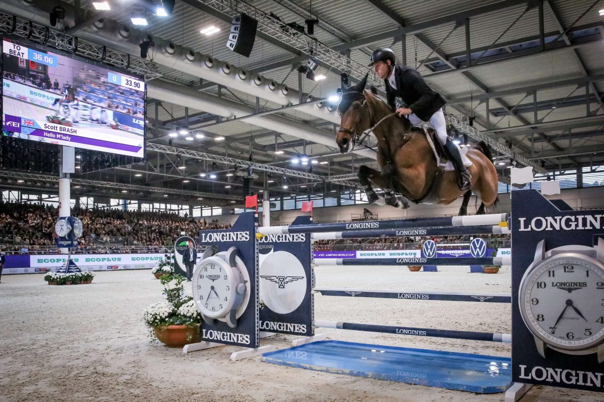 Great Britain’s Scott Brash and the super-mare Hello M’Lady scorched to victory at today’s fourth leg of the Longines FEI Jumping World Cup™ 2019/2020 Western European League in Verona, Italy. (FEI/Massimo Argenziano)