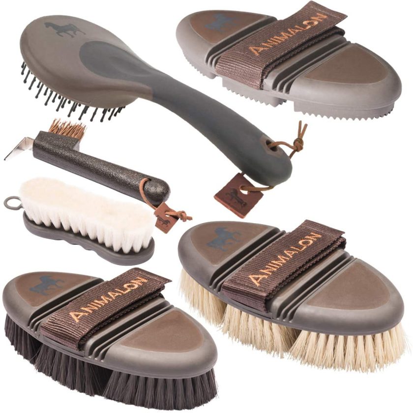 Grooming brushes
