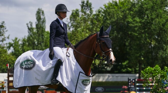 Ellen Whitaker and Colombia de Beaufour, winners of the 1.45m Land Rover Trophy LGCT Madrid