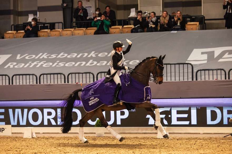 The star German partnership of Jessica von Bredow-Werndl and her fabulous mare Dalera reigned supreme at the fifth leg of the FEI Dressage World Cup™ 2021/2022 Western European League on home soil at Neumünster today. (FEI/Stefan Lafrentz)
