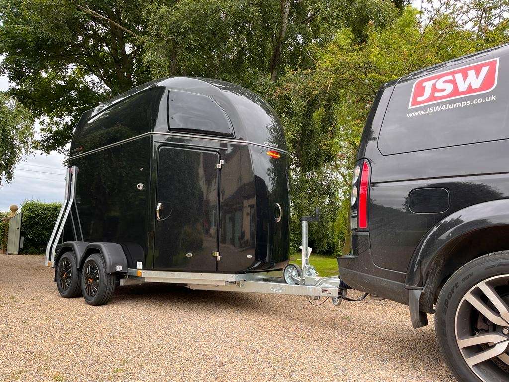 JSW Horseboxes and Trailers
