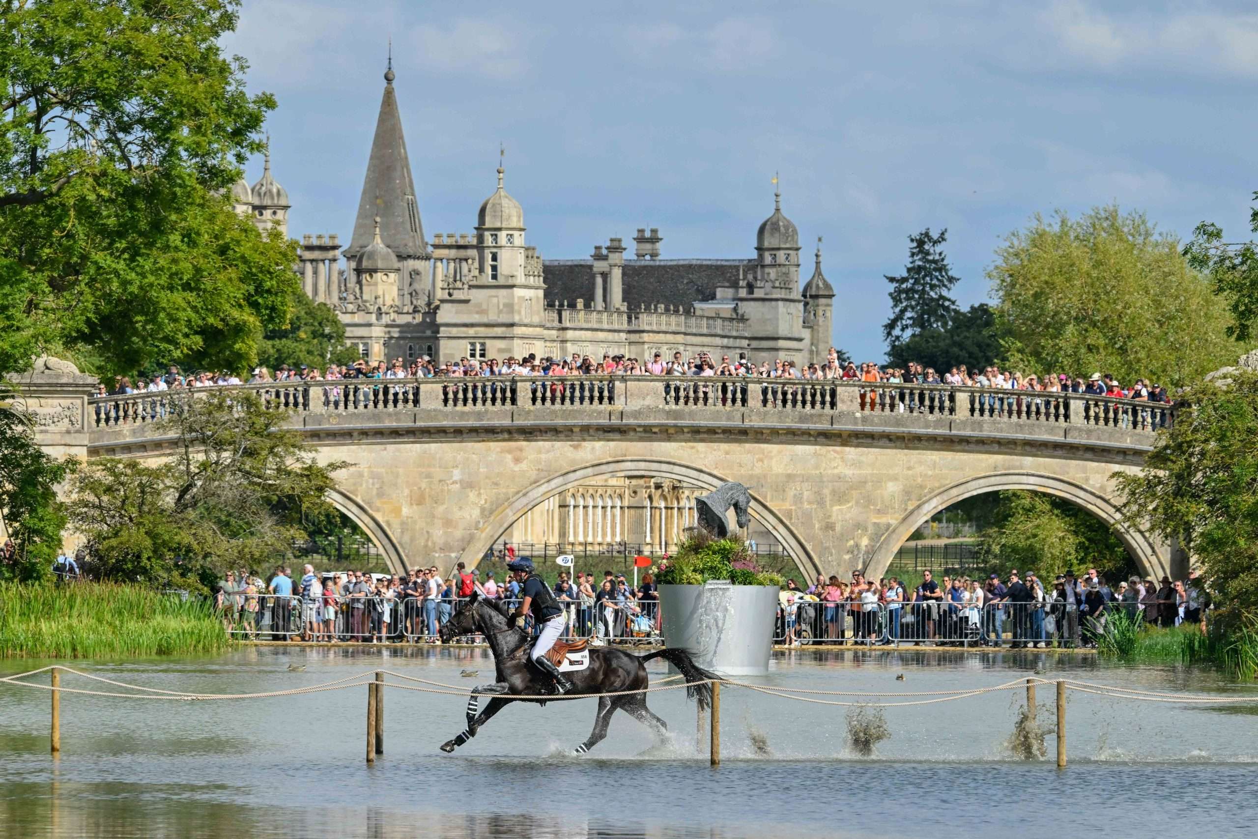 Tim Price Retains his Lead at the Defender Burghley Horse Trials.