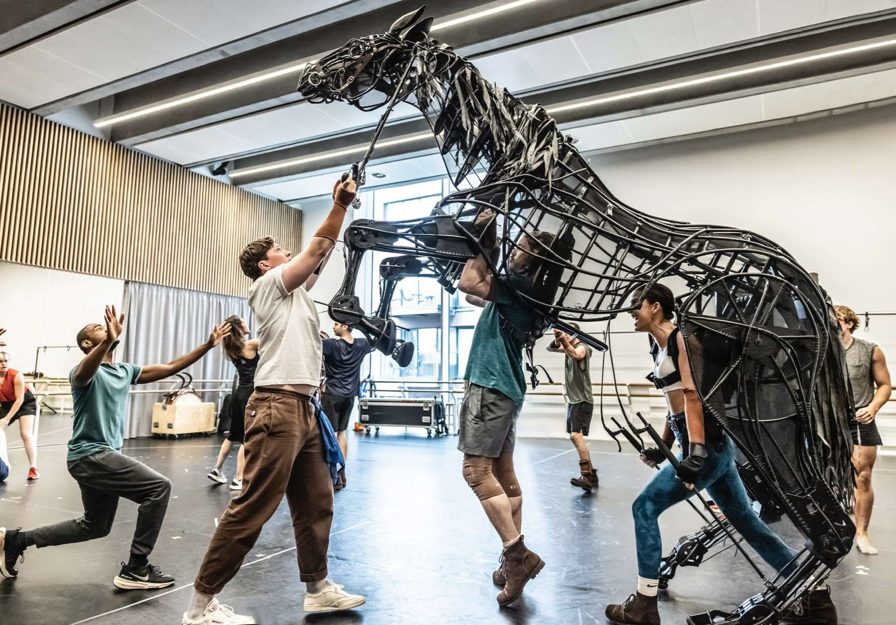 war horse metal sculpture